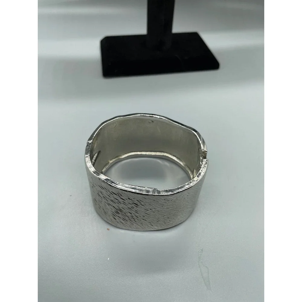 Vintage Silver Tone Textured Bark Hinged Cuff Bracelet Wide Statement‎ Bangle
